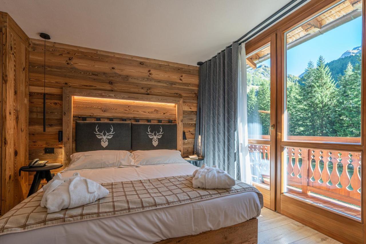 Lo Scoiattolo Hotel Gressoney-La-Trinite Exterior photo